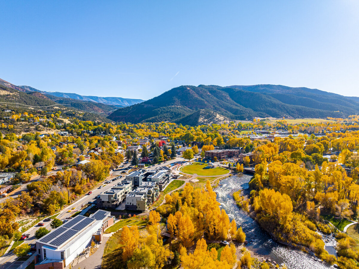 MLS - 22858 Two Rivers Road-36