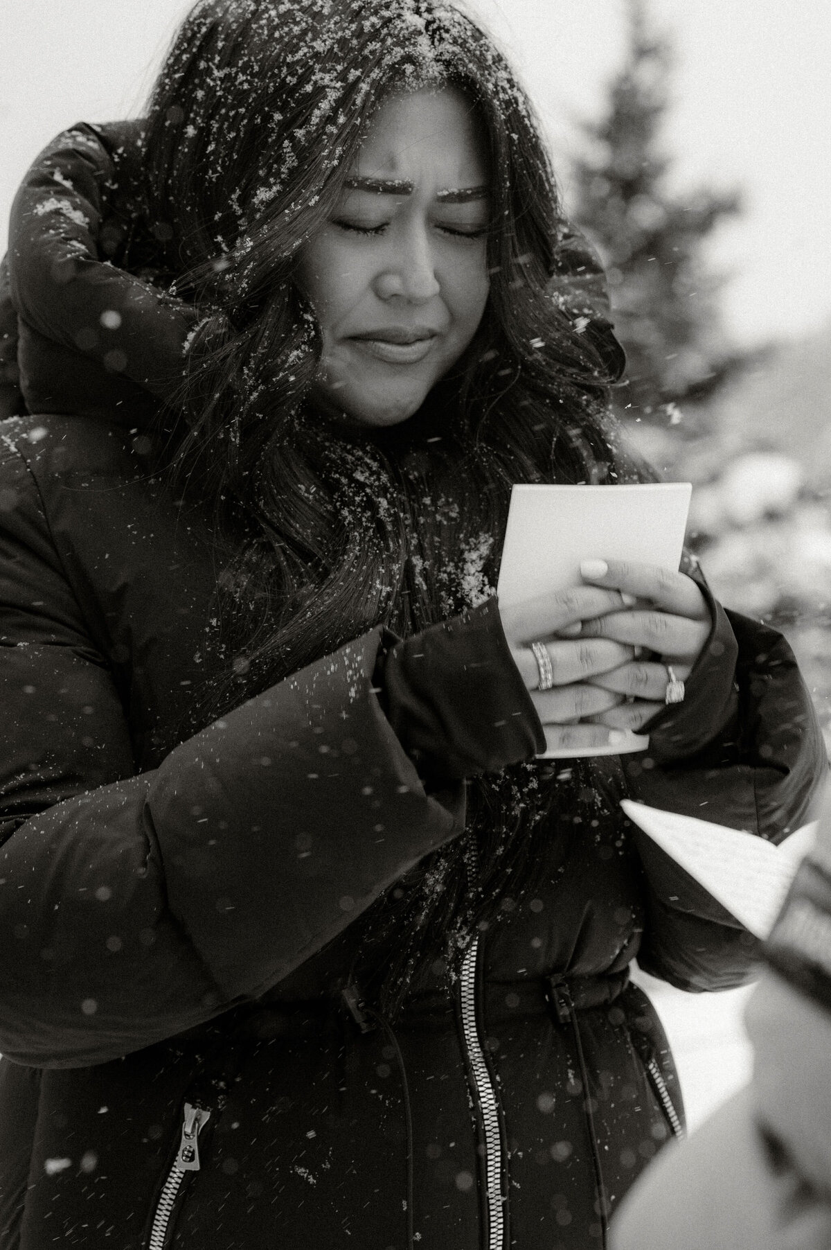 S-R_Winter-Elopement-Quebec-59
