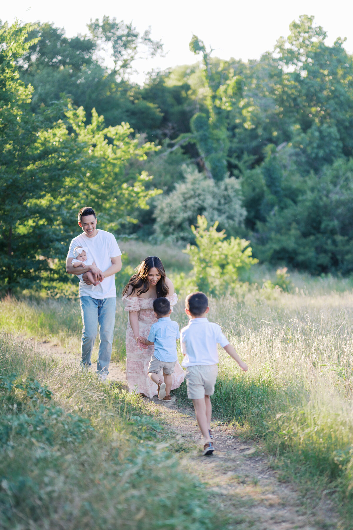 family and newborn photographer in fort worth