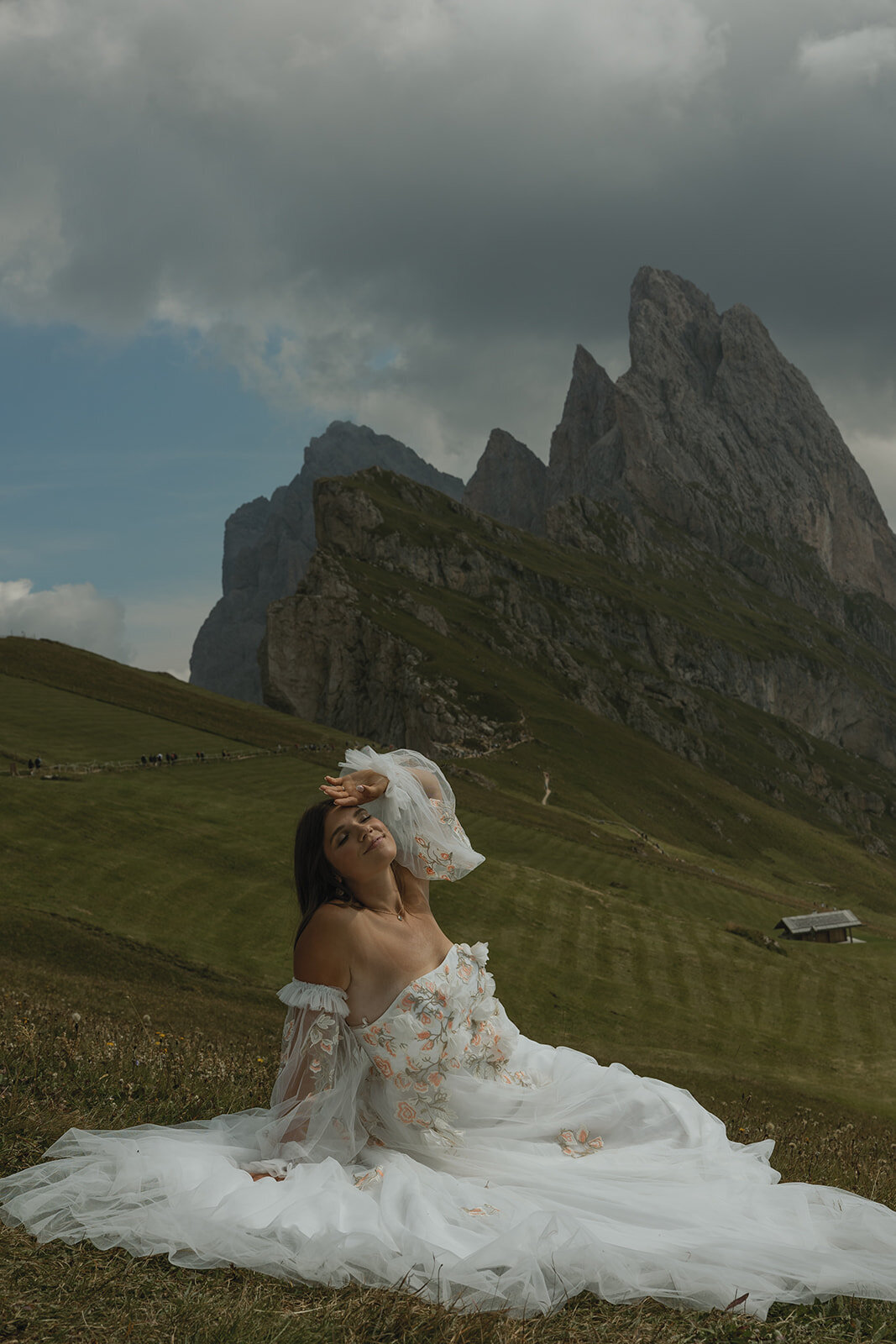 destination-wedding-elopement-photographer-italy-dolomites-seceda-documentary-tanya-davids-photo-film-68