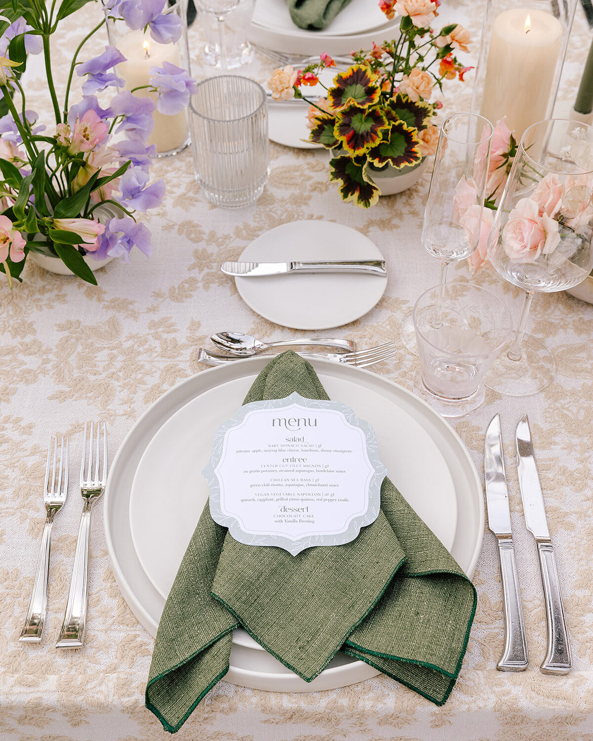 elchorro-garden-wedding-place-setting-menu-phoenix