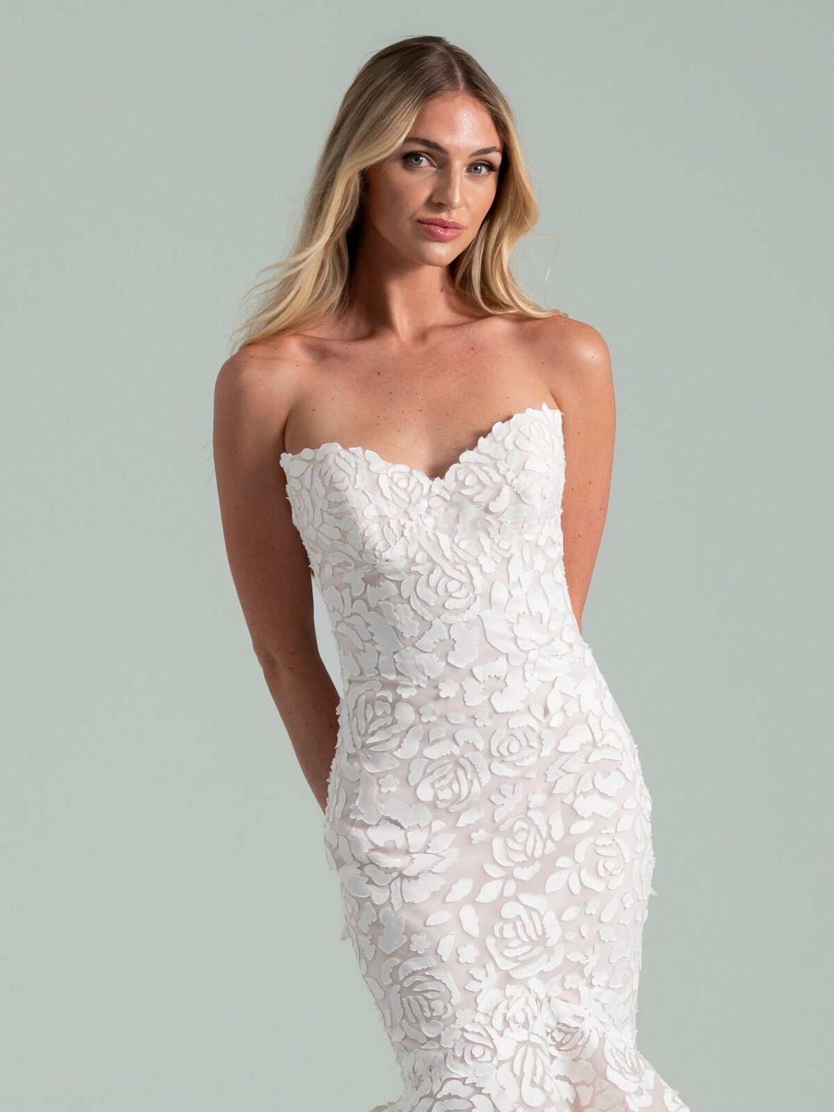 Beneath the Hawthorn Tree_HP62607_3