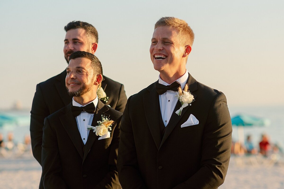 Lido-Beach-Resort-Wedding_0038