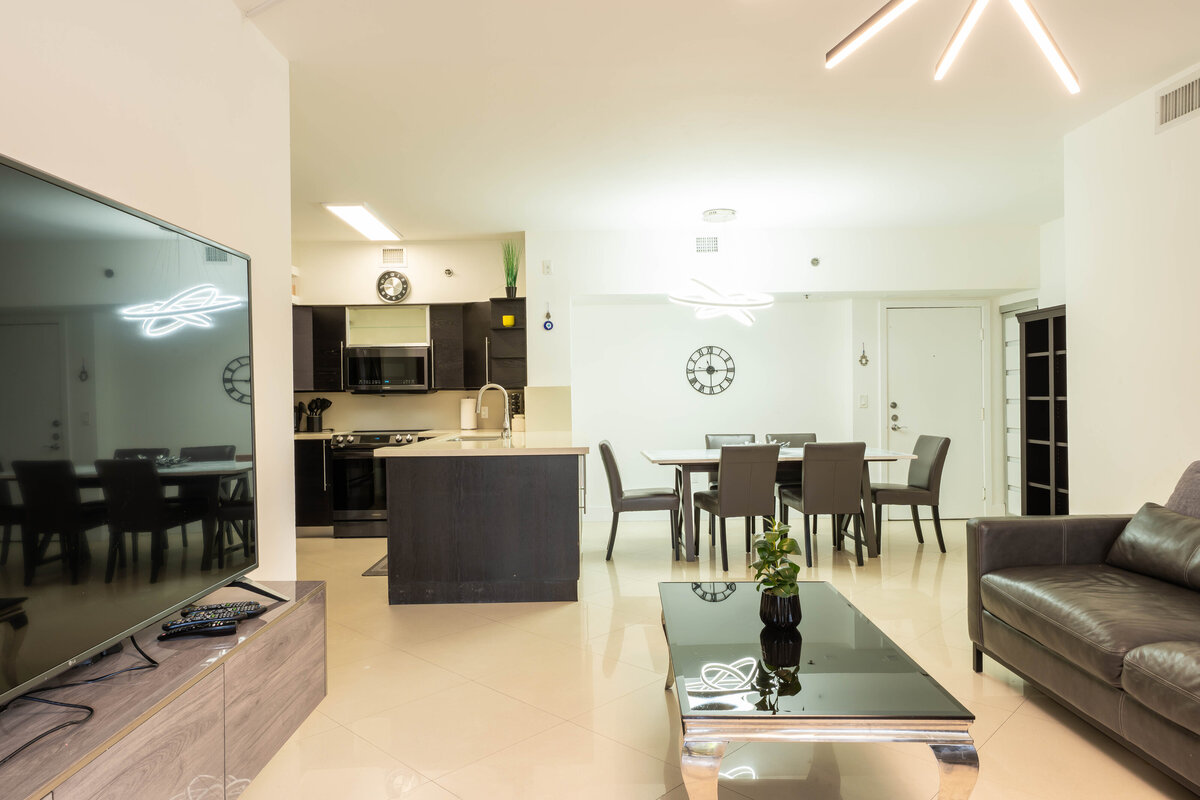 Living Room (2)
