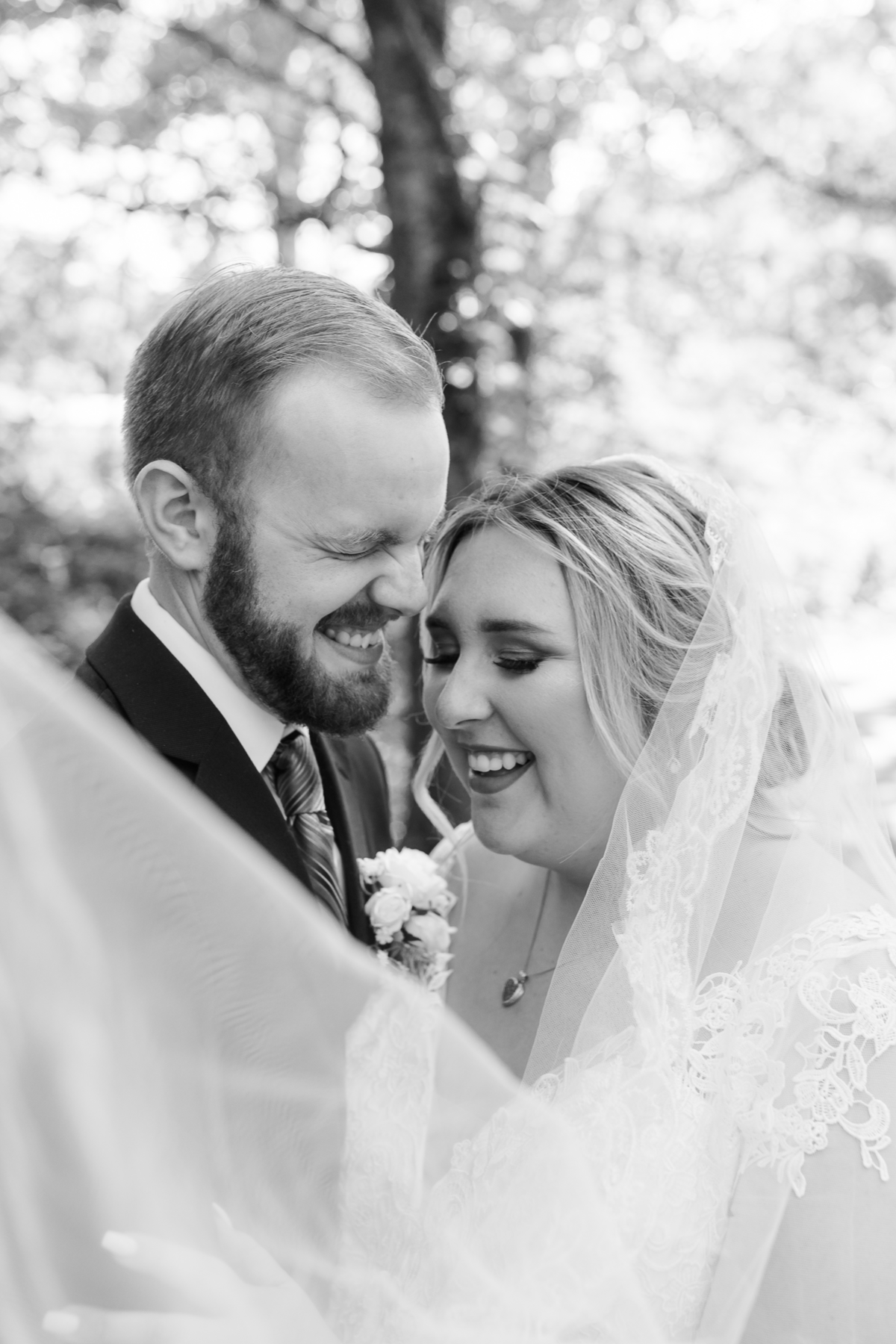 Intimate Backyard Wedding | Knoxville, TN  | Carly Crawford Photography | Knoxville Wedding, Couples, and Portrait Photographer-324547
