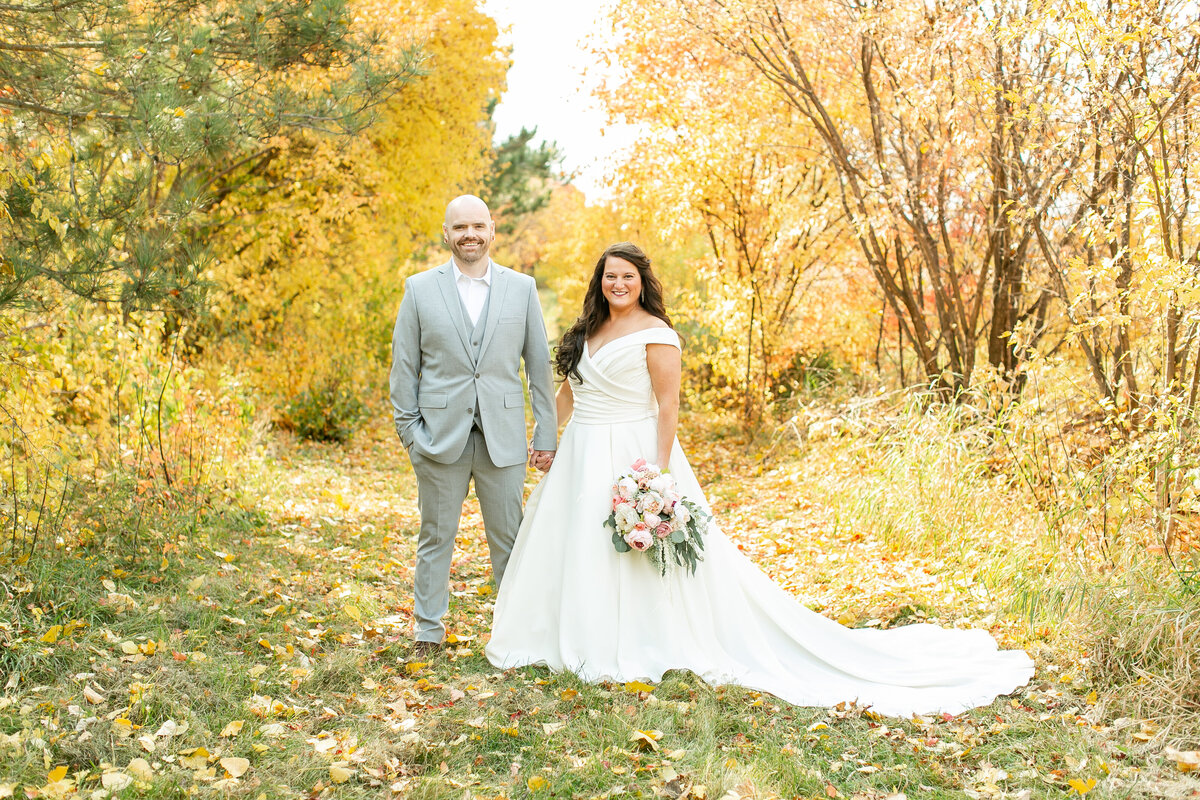 Abby-and-Brandon-Alexandria-MN-Wedding-Photography-JR-14