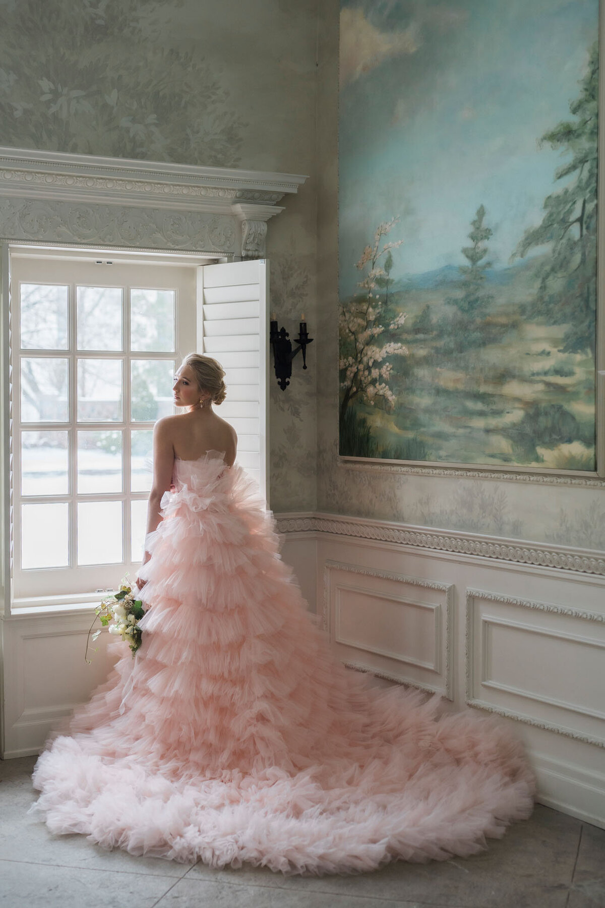 0366GraydonHallManorBritishVogueEditorialTorontoWeddingLisaVigliottaPhotography