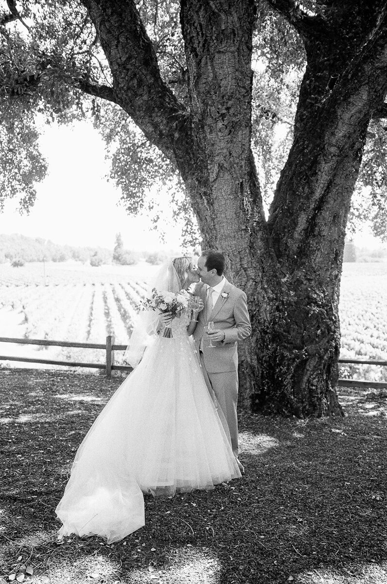 Ru-Farms-wedding-Healdsburg-photographer-erin-courtney-dejauregui-0007