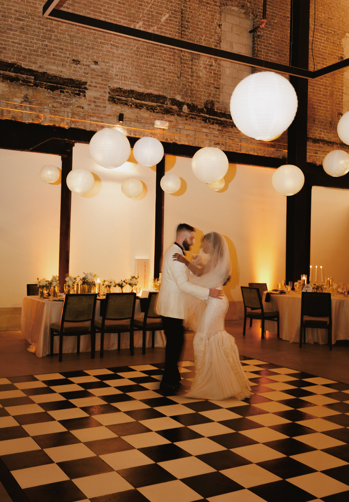 Hotel Haya Tampa wedding reception coordinated by Day of Details