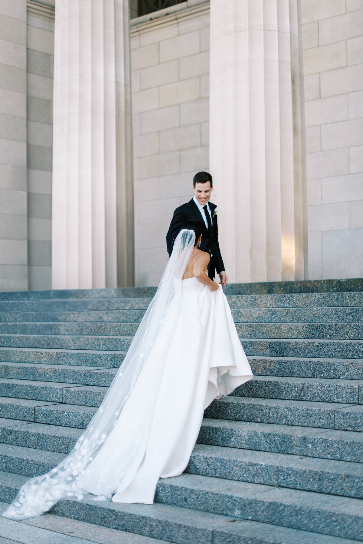 cassie-nichole-photography-cincinnati-ohio-wedding-photography-the-view-at-mt-adams-hannah-jeff-wedding-day-bride-and-groom-67