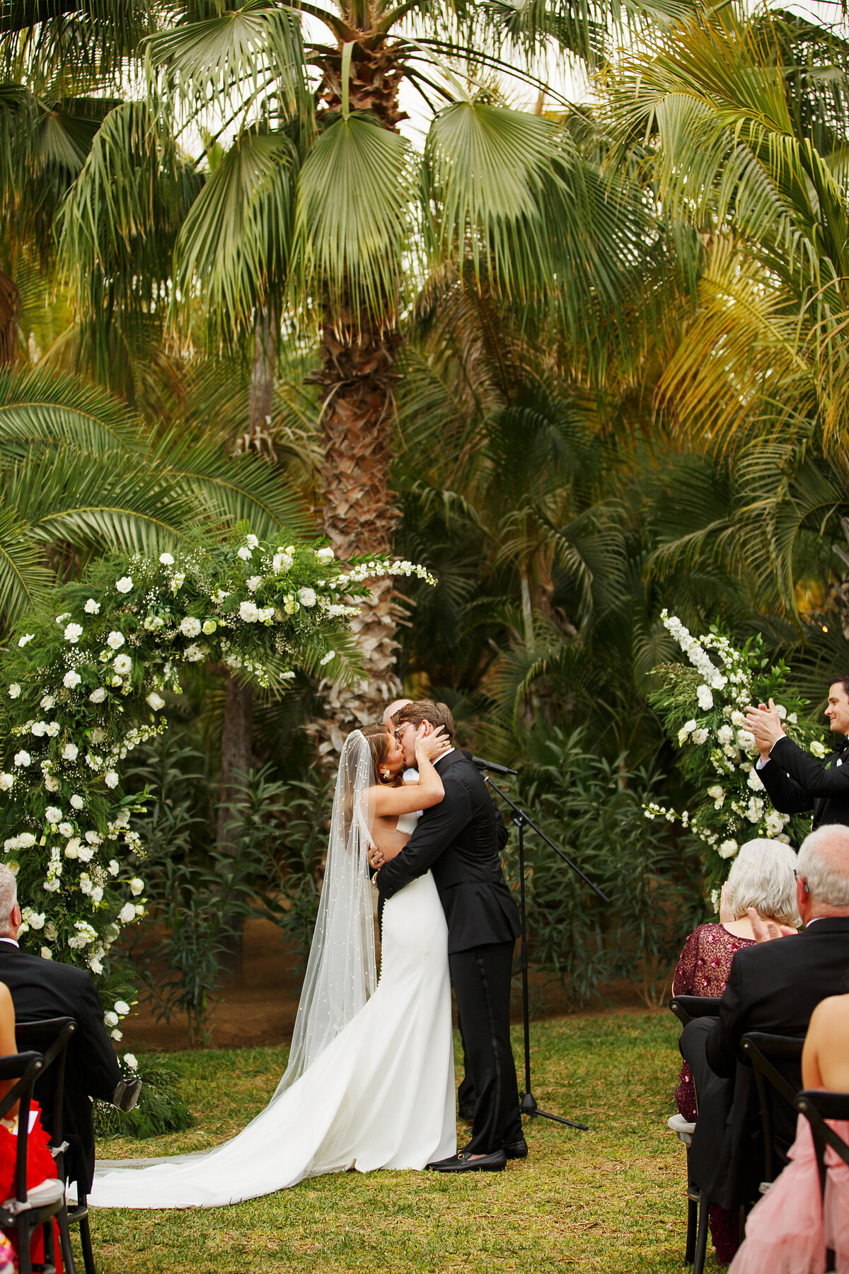 Destination wedding to Acre in Cabo