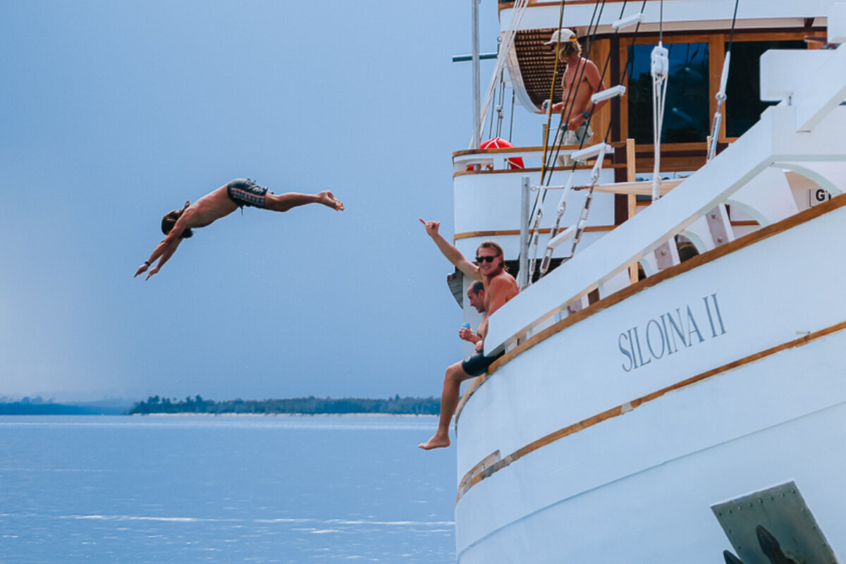 Siloina Luxury Surf Yacht Charter Mentawais - The Boat-2220 (1)