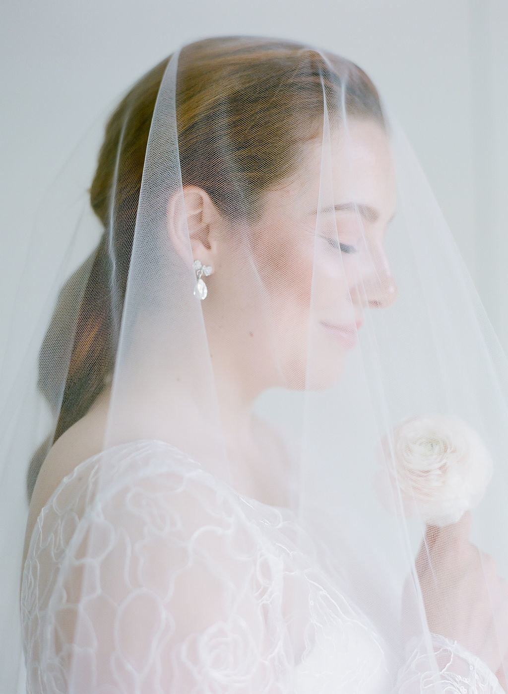 JacquelineAnnePhotography-KathrynBassBridalEditorial-129