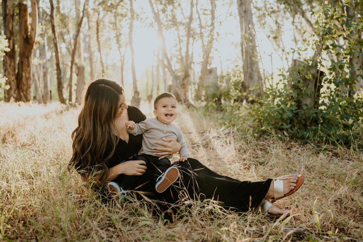 Temecula, California Wedding photographer Yescphotography baby and mom family photoshoot