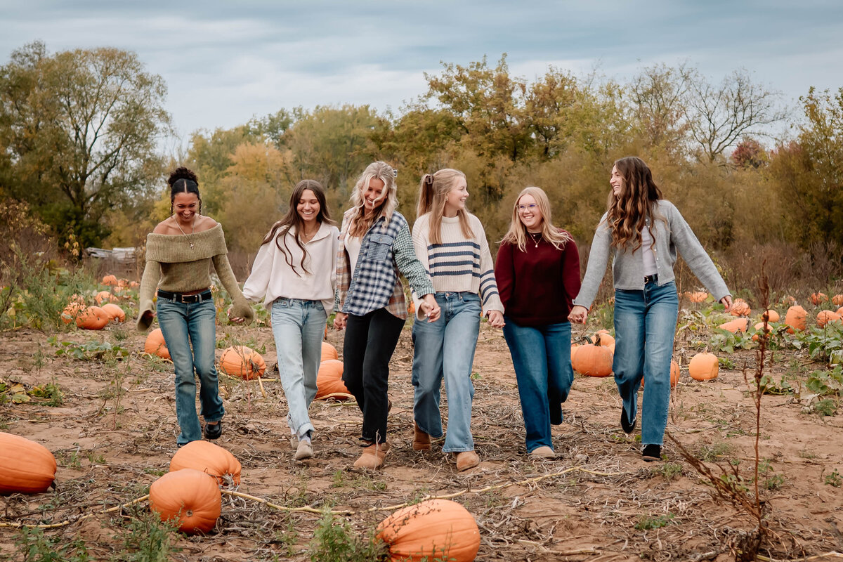 high school portraits west bend wisconsin