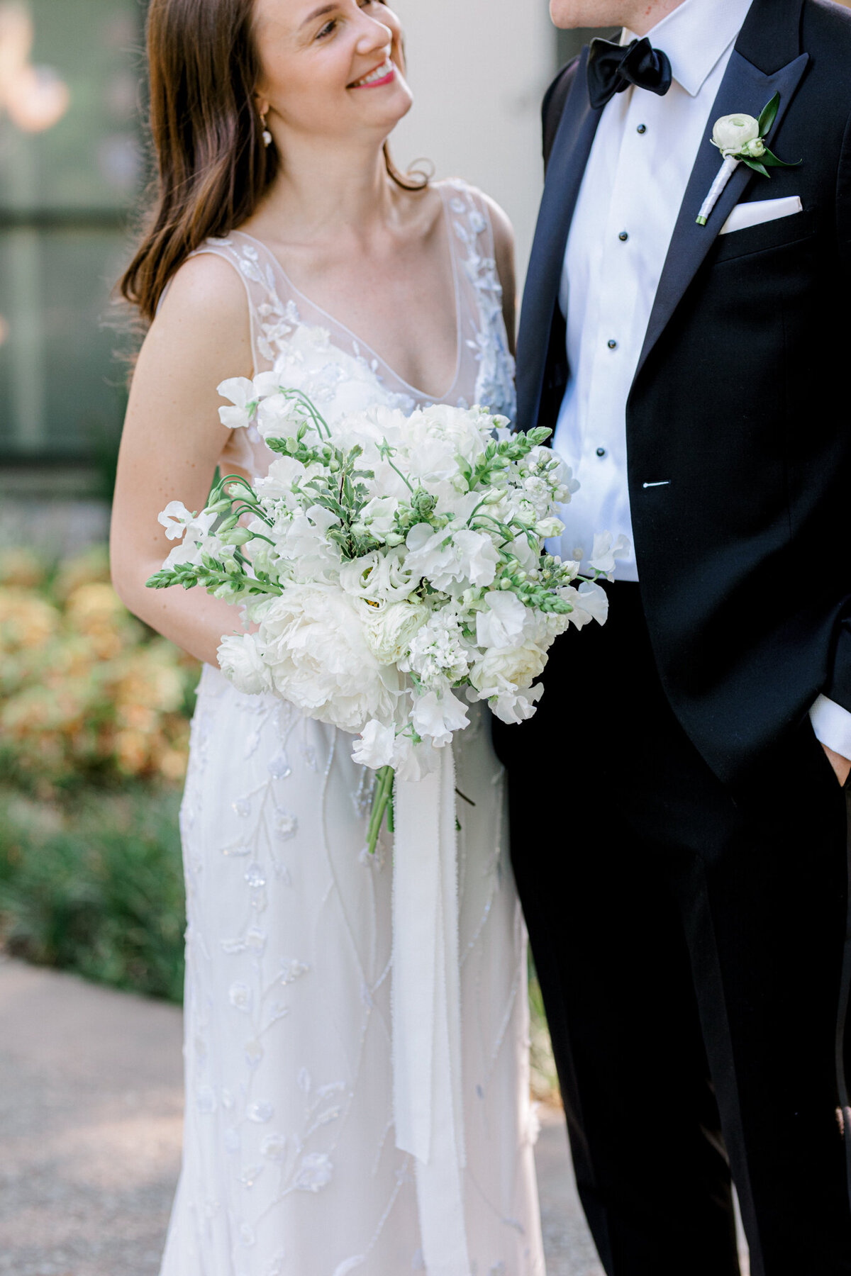 Gena & Matt's Wedding at the Dallas Arboretum | Dallas Wedding Photographer | Sami Kathryn Photography-101