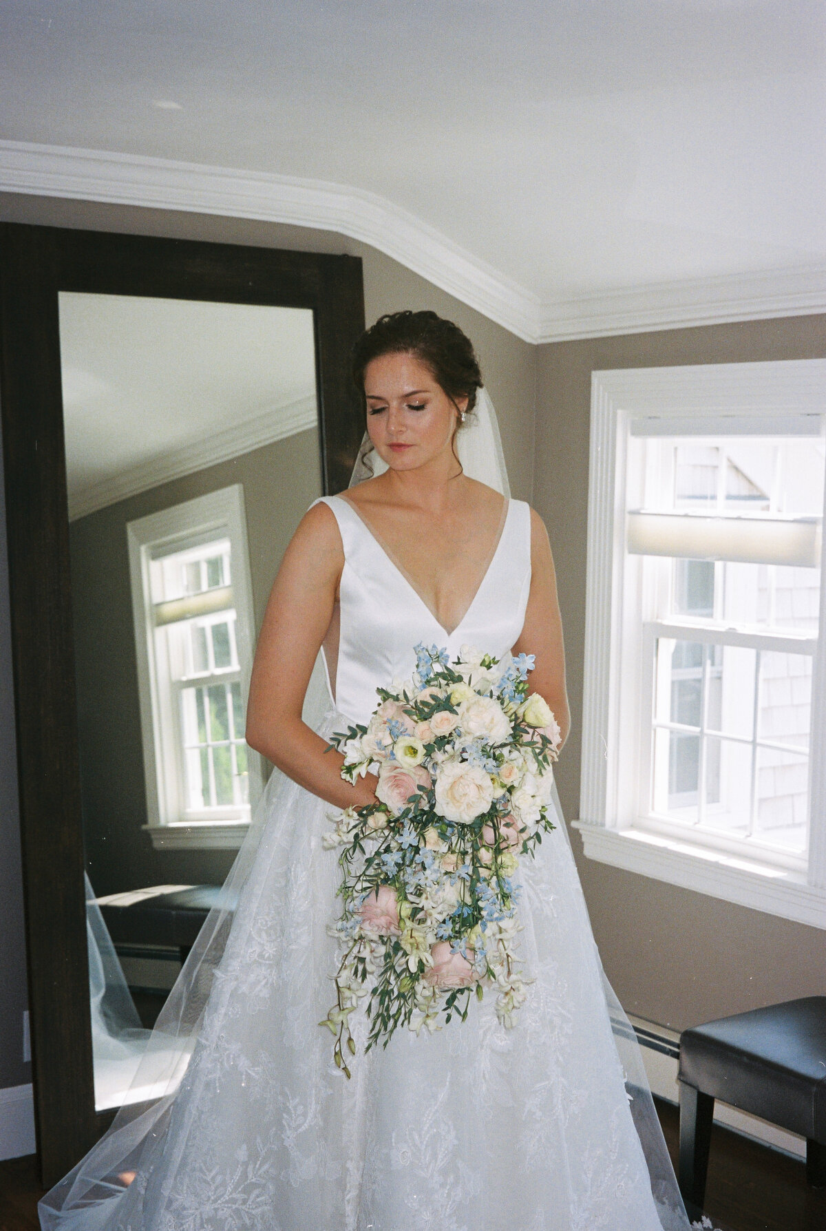 bride with flowers
