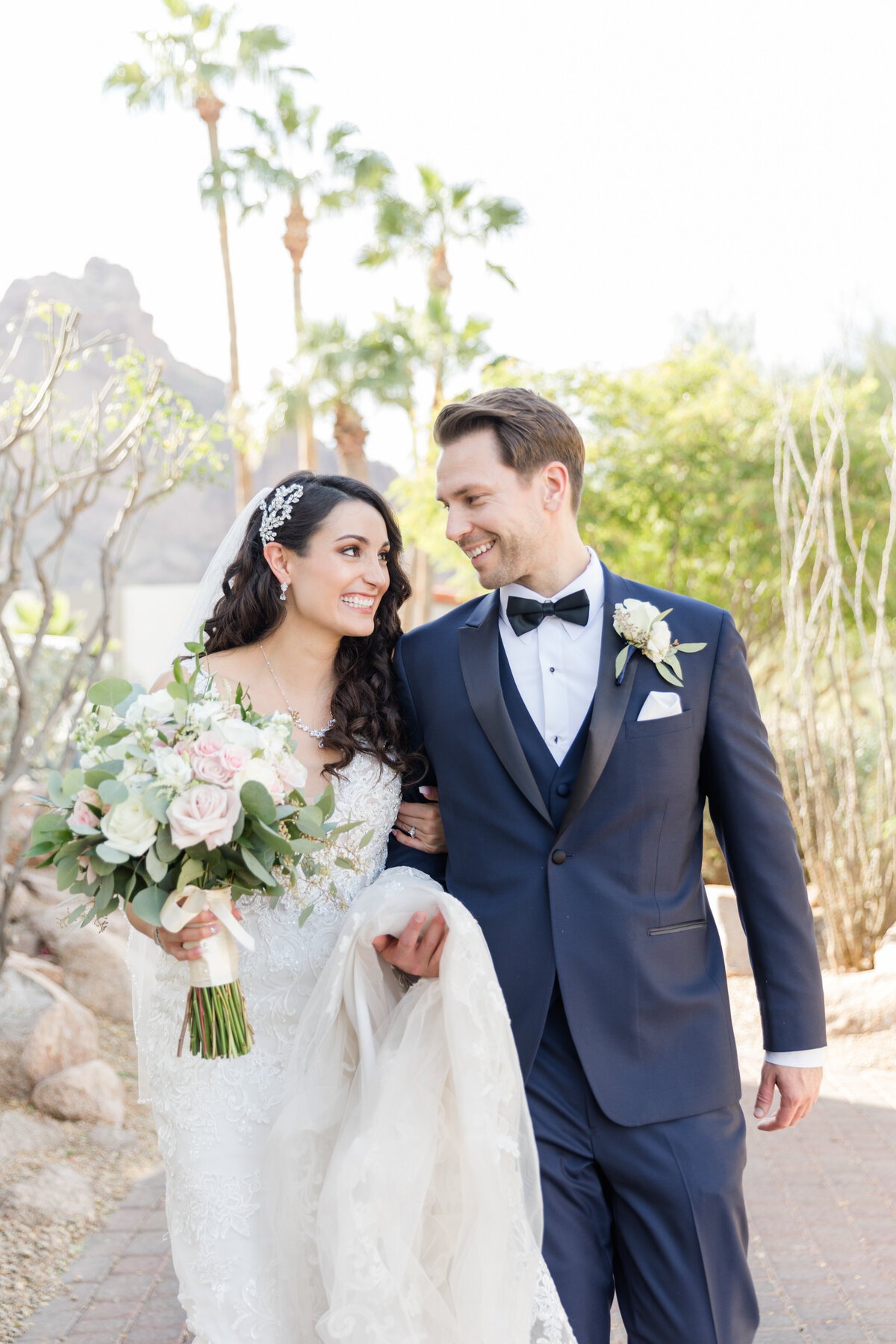Shelby-Lea-Scottsdale-Arizona-Wedding-Photography19