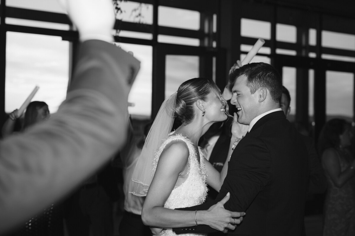 Belle & John Dancing (24 of 129)