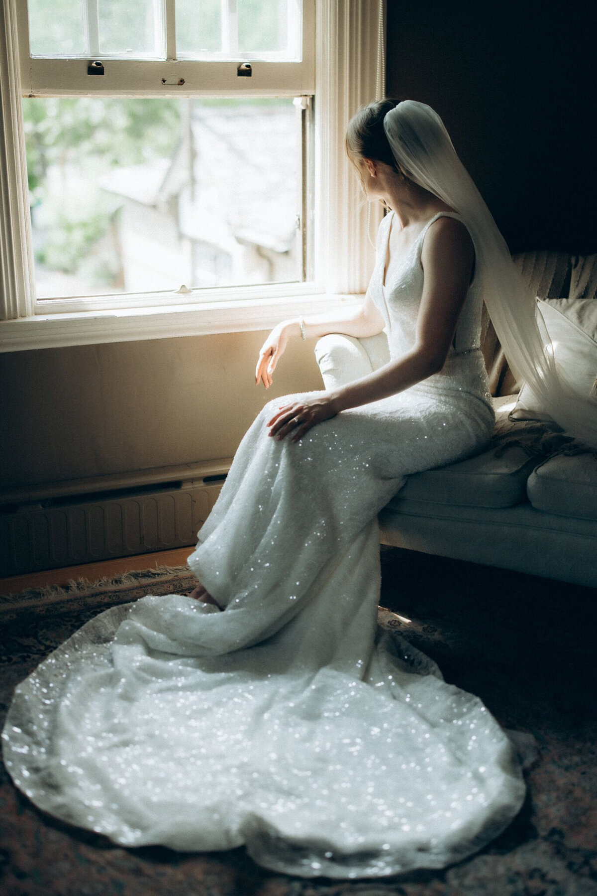 Bridal portrait by Victoria Pattemore, adventurous and authentic wedding photographer in Calgary, Alberta. Featured on the Bronte Bride Vendor Guide.