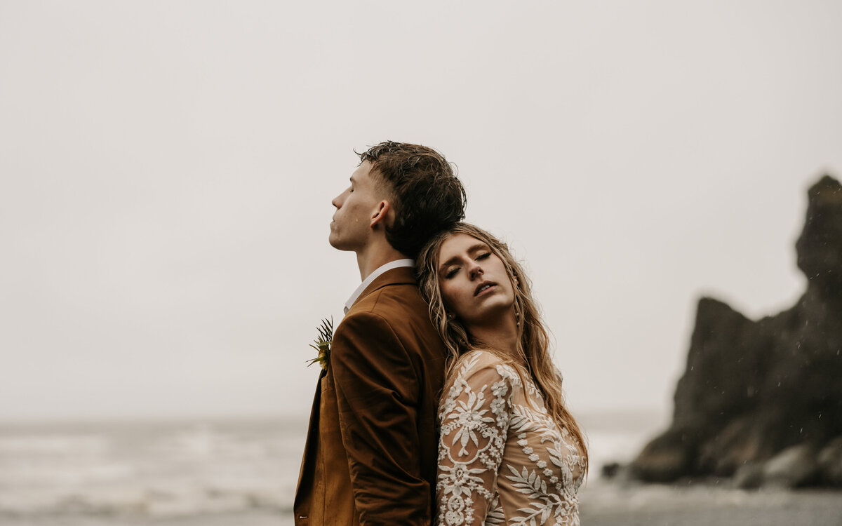 danielle boulger photography banff elopement photographer tofino beach elopement