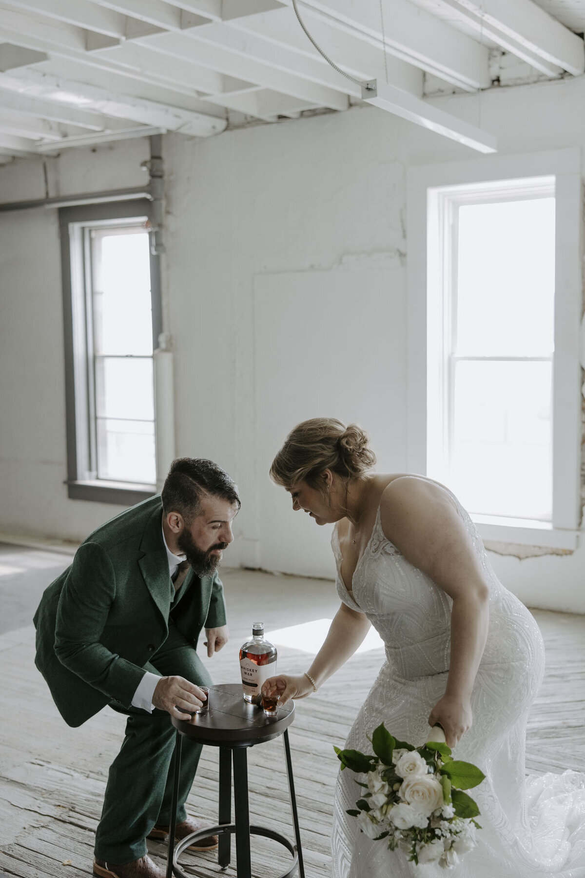 earth-to-madison-dallas-wedding-photographer-for-unique-couples93