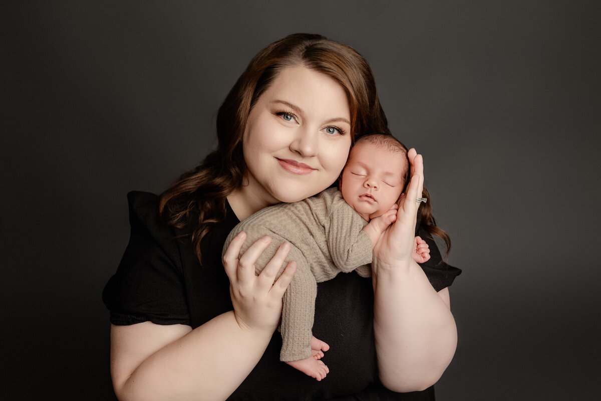 best motherhood photography Cave Springs, Bentonville motherhood photographer, mommy + me portrait session NW Arkansas