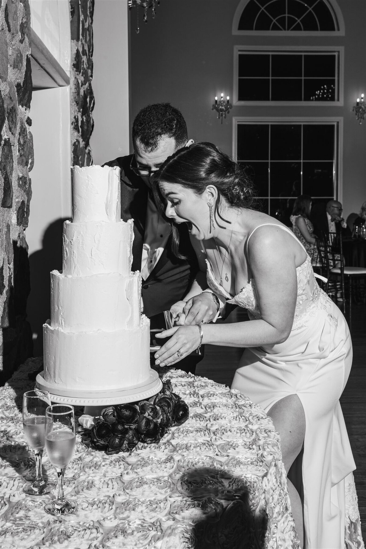 Rebecca & Mike Wedding_10-2738-2_websize