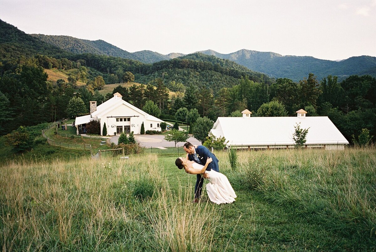 Malfar-FILM-Chestnut Ridge Events Wedding-Asheville-Casie Marie Photography-77