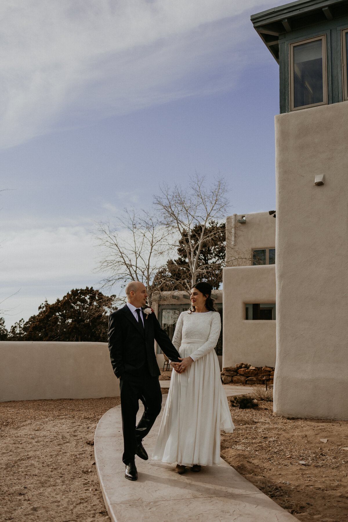 air-bnb-intimate-wedding-santa-fe-new-mexico-22