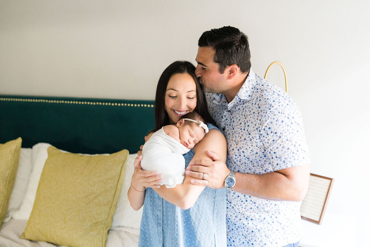natural-light-newborn-session-austin (40)