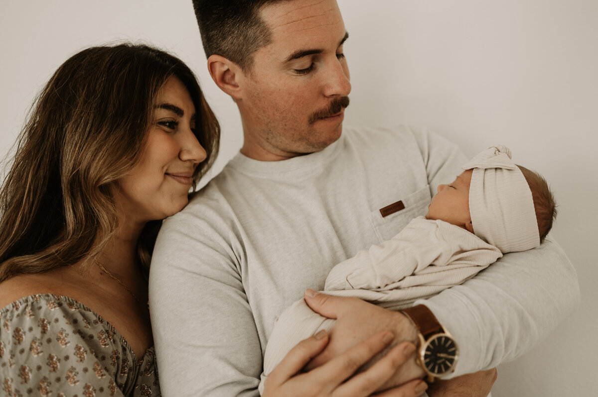 hunter.newborn-37