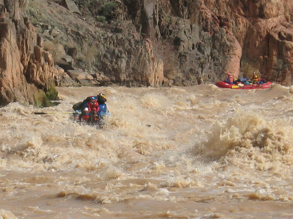 muddy-whitewater-rafting-Grand-Canyon