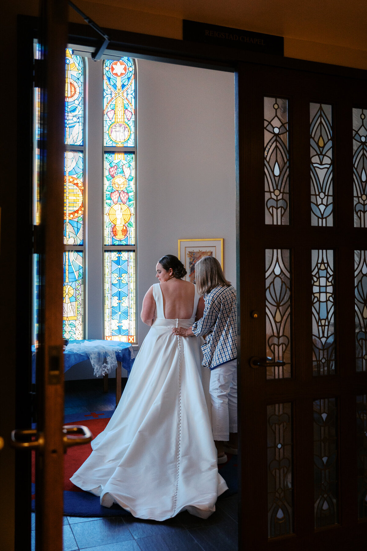 Madelyn-and-Trevor-Wedding-Previews-4