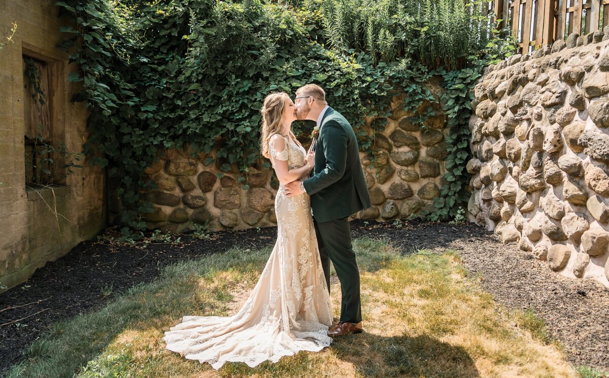 Buffalo, NY Rochester, NY and WNY wedding and engagement photographer. WNY Photographer Rochester NY Wedding Photographer Bent's Opera House, Medina NY The Gallagher Medina NY Weddings, Buffalo NY Wedding Photographer WNY wedding photographer