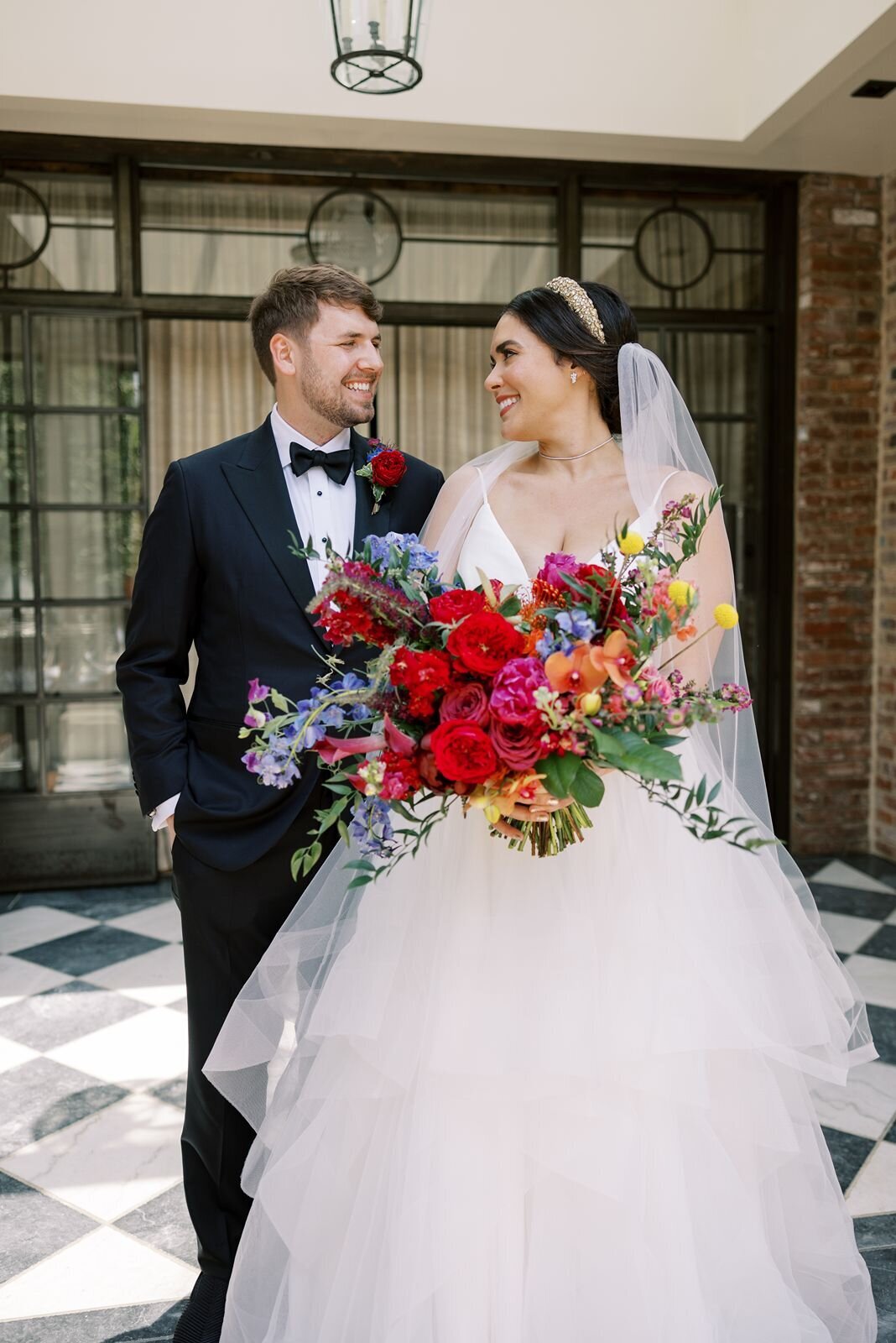 apiary-wedding-bride-groom