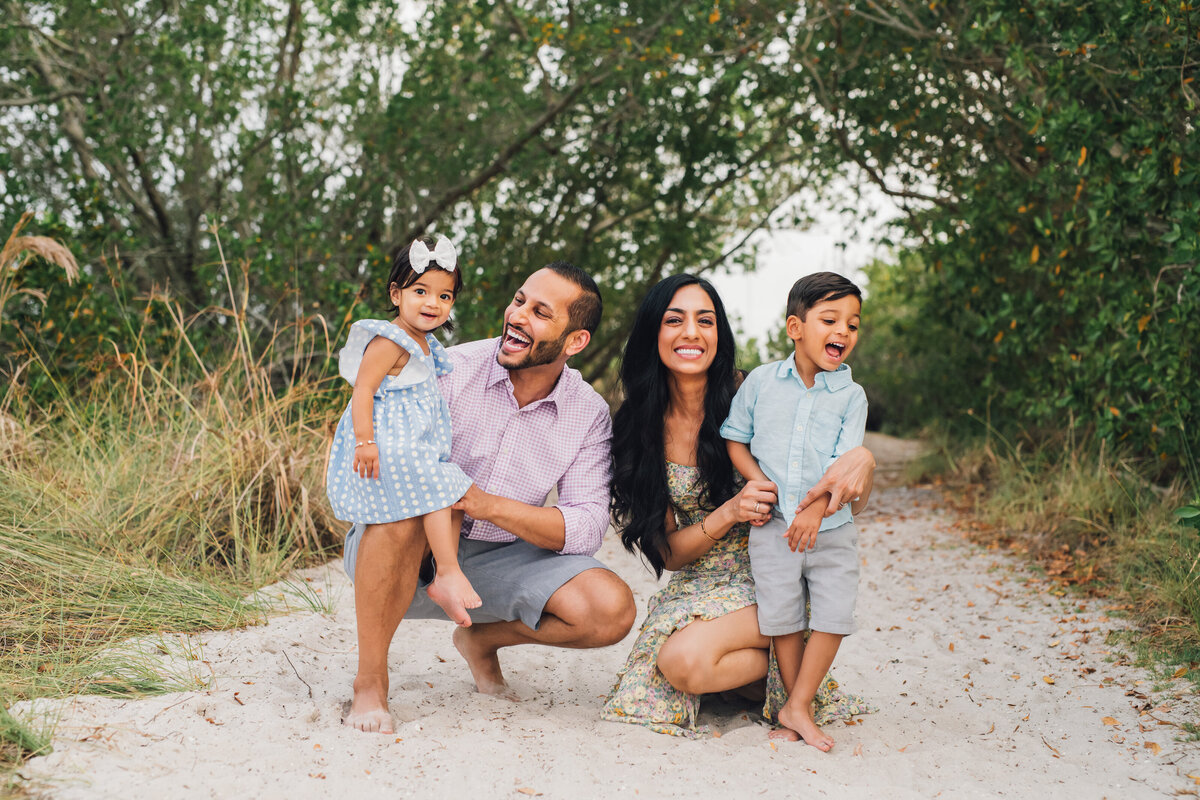 Family-photography-session-siestakey-florida_24