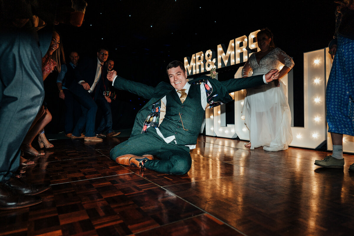 DIY_Woodland_Wedding_In_Hampshire_Kirsty_Bowen_photography128