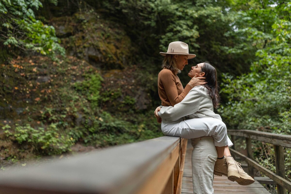 latourell-falls-engagement-session-lgbtq-21