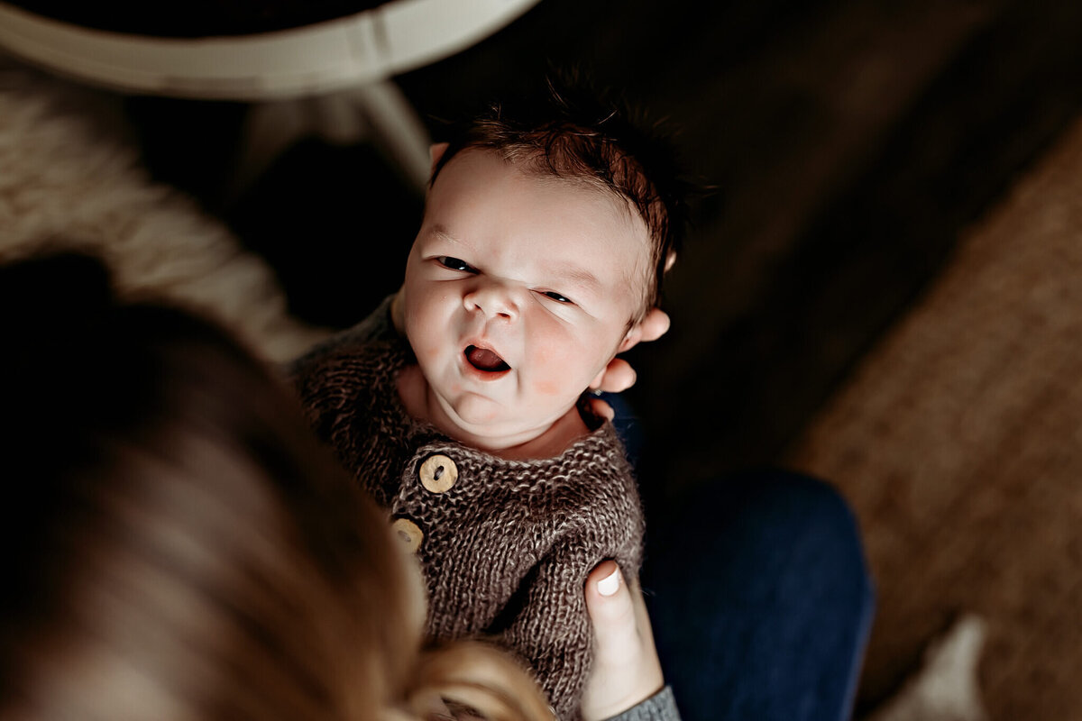 newborn-photographyer-bloomington-il-4-2