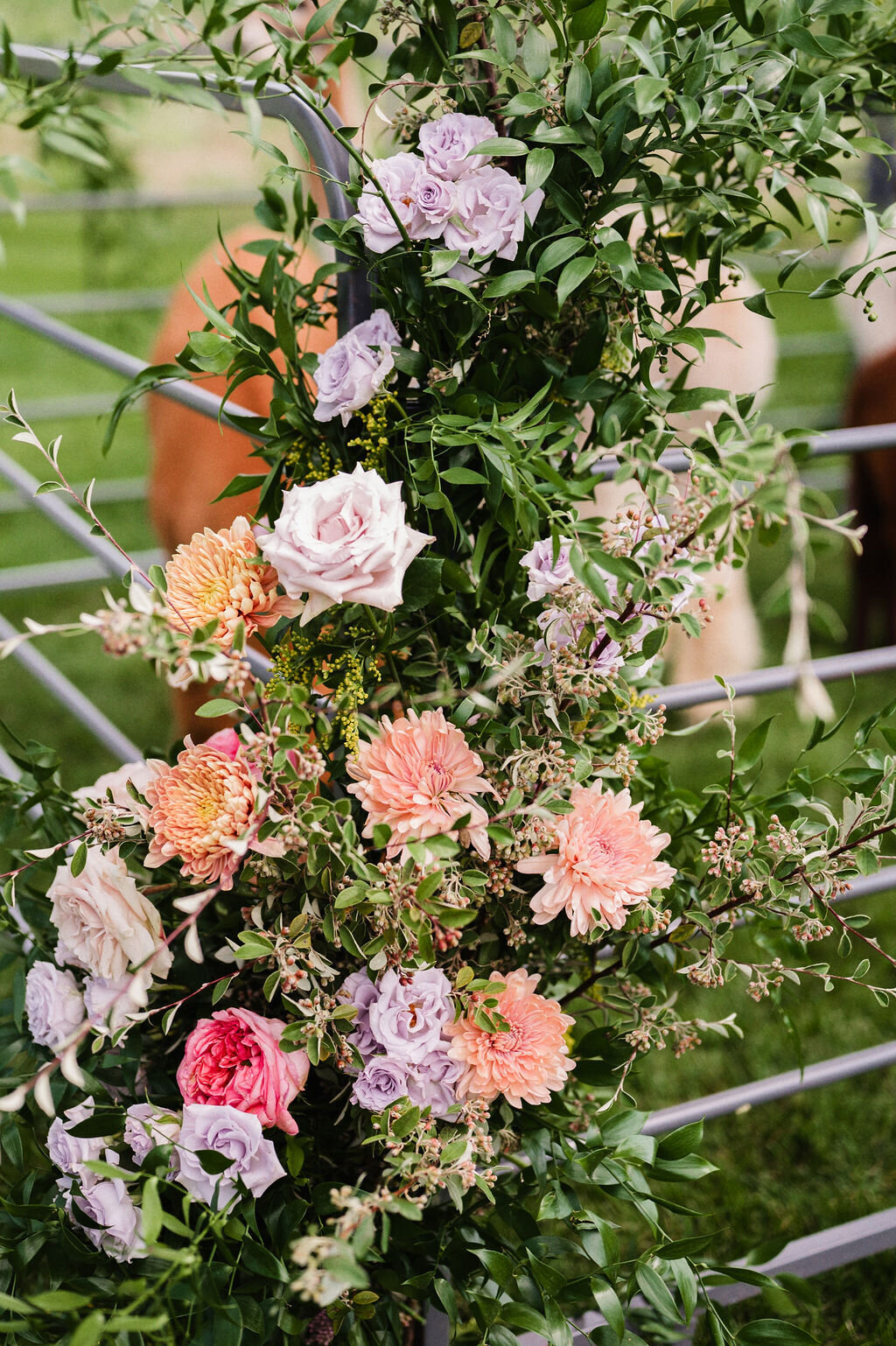 Etre Farms Colorful Summer Wedding in SoutWest Michigan_11