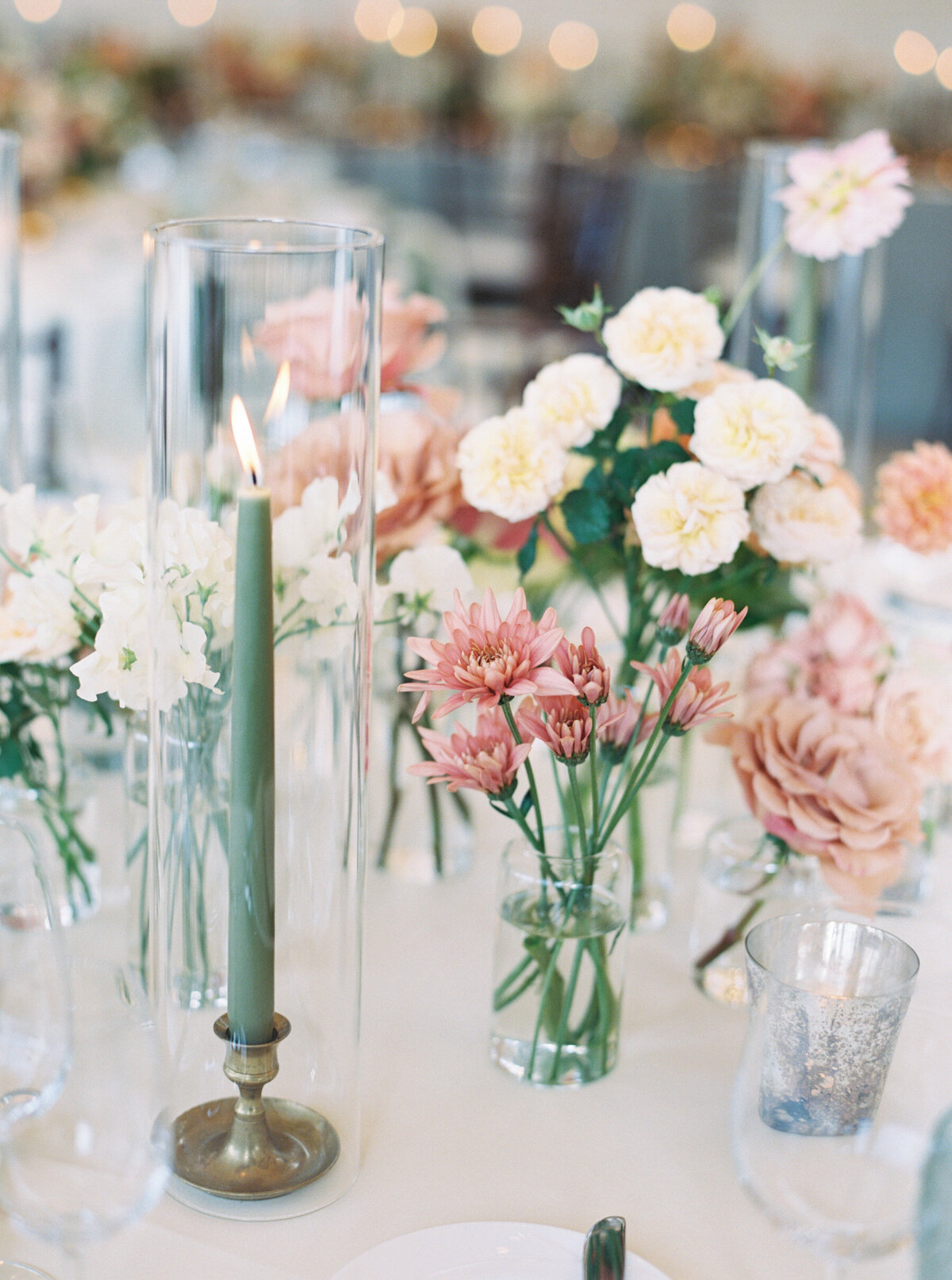 Emily March Photography Wilmington, North Carolina and Destination Wedding Engagement Photographer Heirloom Photography for Memorable Gatherings Light Airy Sentimental Imagery Images Weddings_Castle Hill Inn Wedding - 069