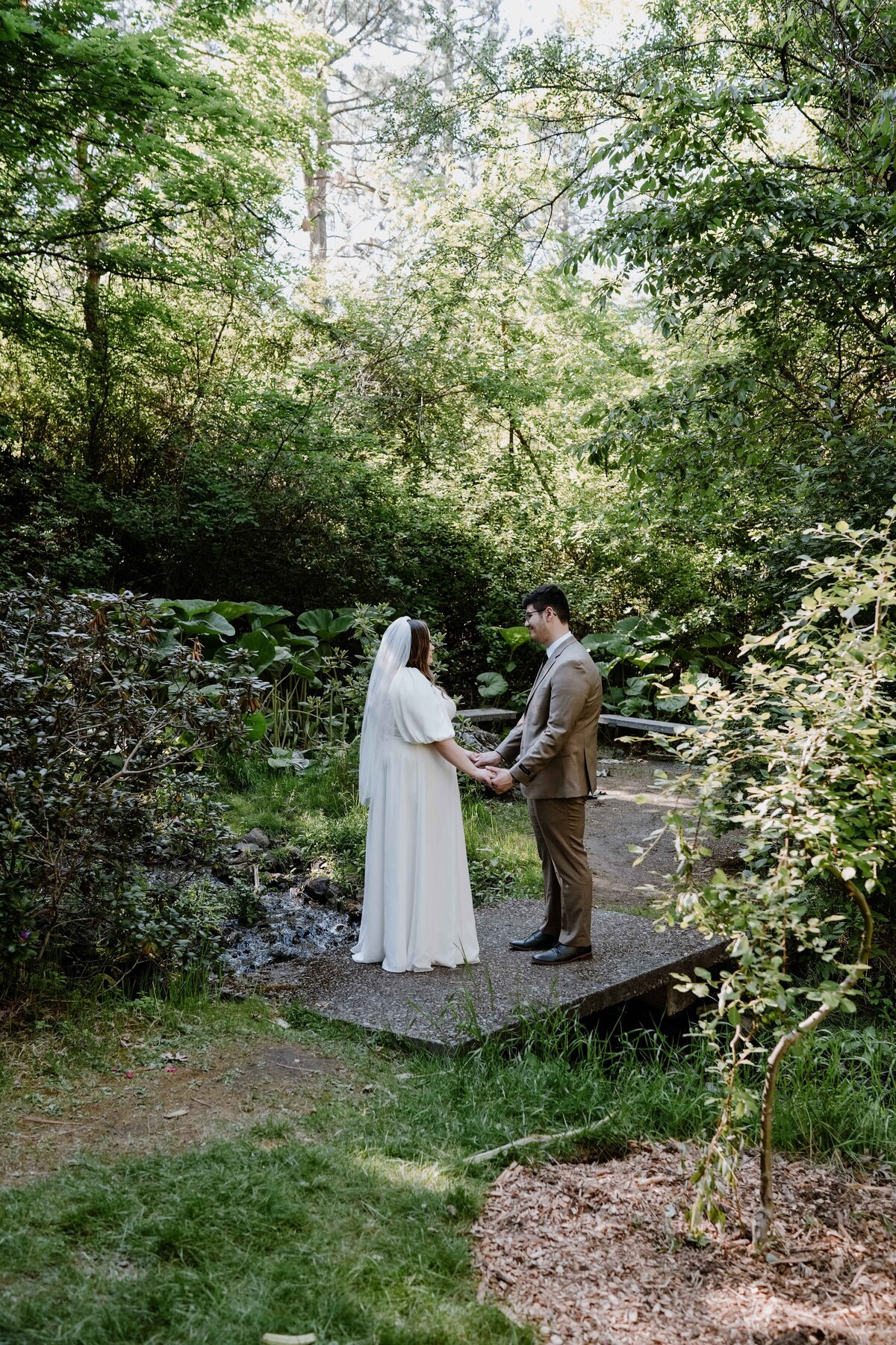 An intimate outdoor wedding and elopement in Spokane, Washington, surrounded by breathtaking scenery and natural beauty.