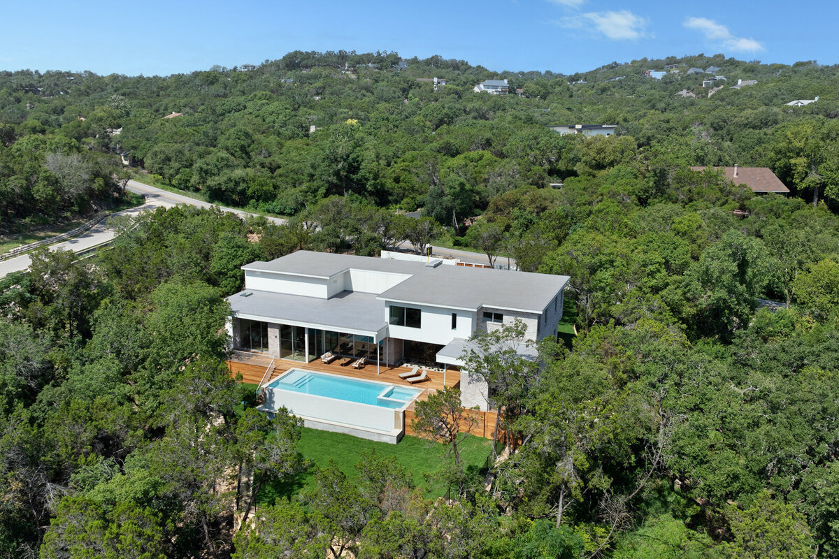 2707-toro-canyon-exterior-1