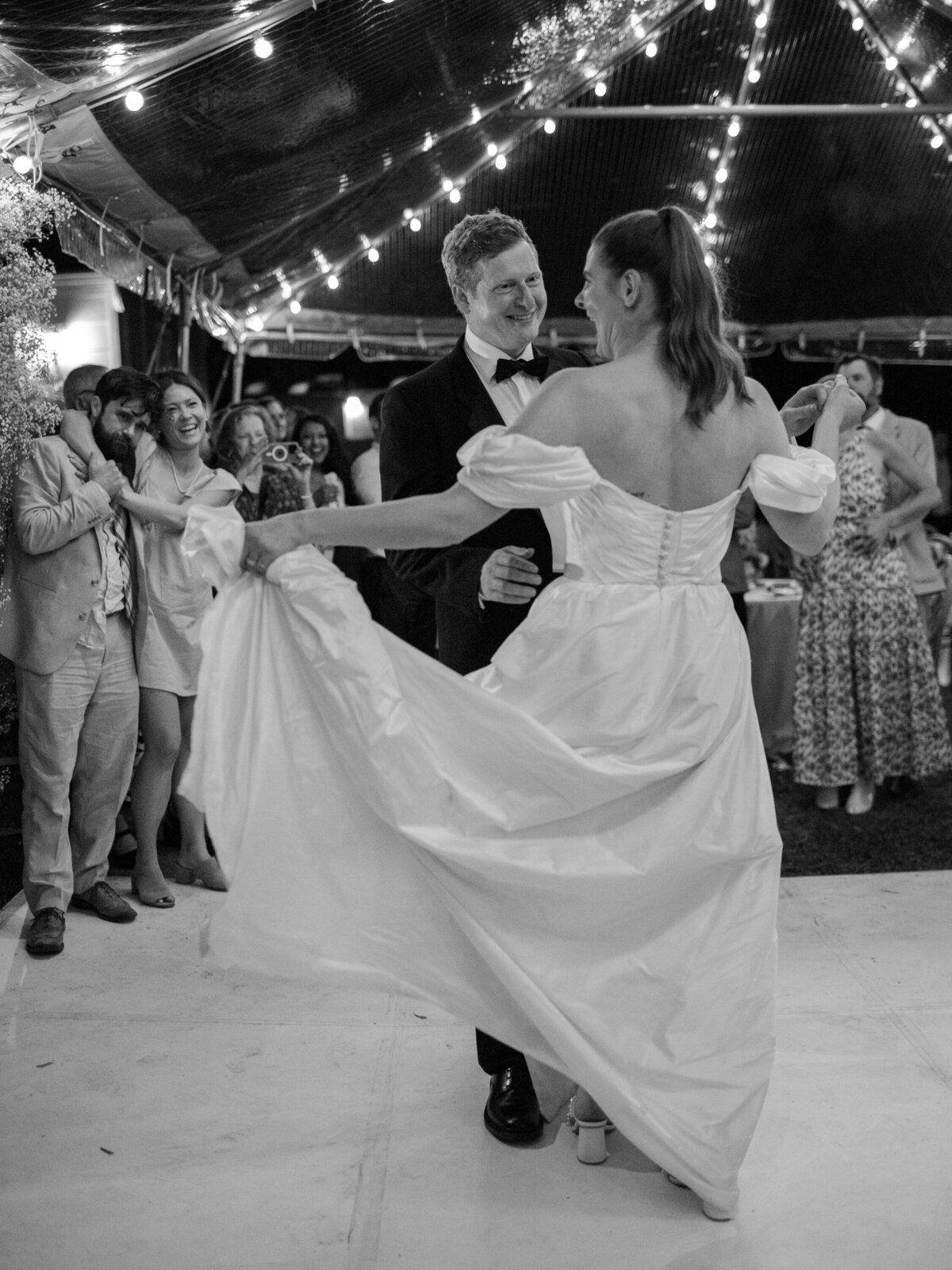 Hannah Lamb Events full service wedding planning and design company Louisiana based destination wedding and event planner8