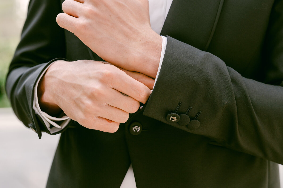 RuizRocksWeddings_Modern Elegant London City Elopement_00436