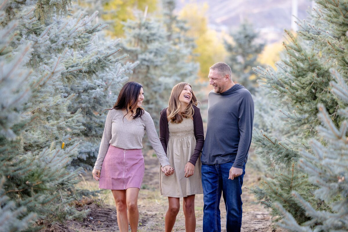 Utah-County-UT-Christmas-Tree-Farm-Mini-Session-Magnolia-and-Grace-Photography-Co-ChelseaL-# (1)-17