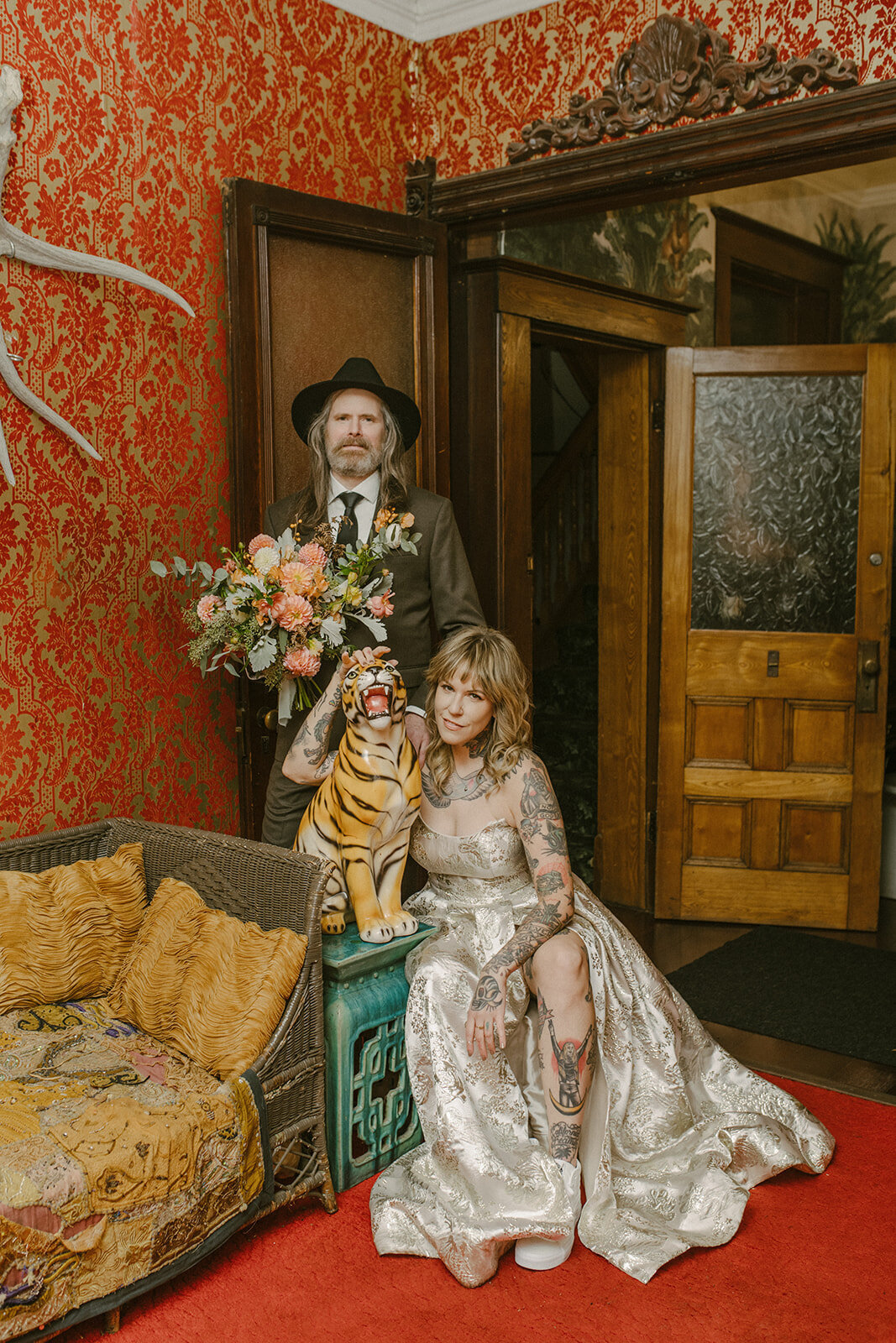 toronto-city-elopement-darling-mansion-wedding-photogrphy-intimate-modern-stylish-2487
