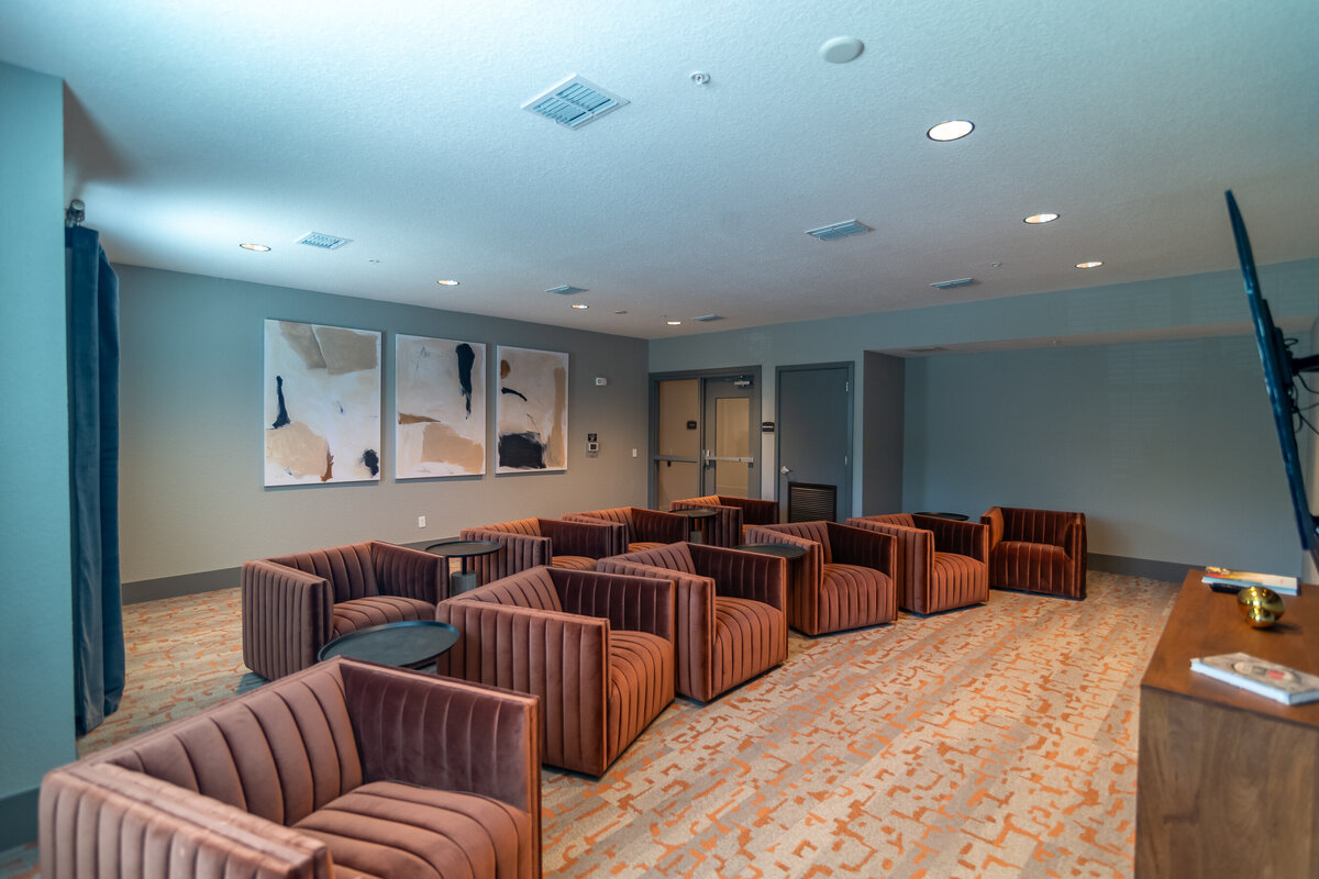 042324ROCHESTERPARK-126