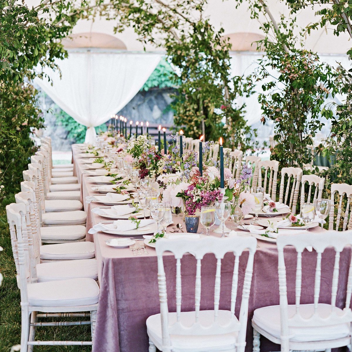 The Wildflowers Wedding Blog Inspiration Stylish Fun Contemporary Weddings Attainable Planning Advice Rebecca Marin Shepherd13